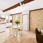 Le Charme De L'ancien, T2 Au Coeur D'aigues Mortes