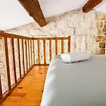 Le Charme De L'ancien, T2 Au Coeur D'aigues Mortes