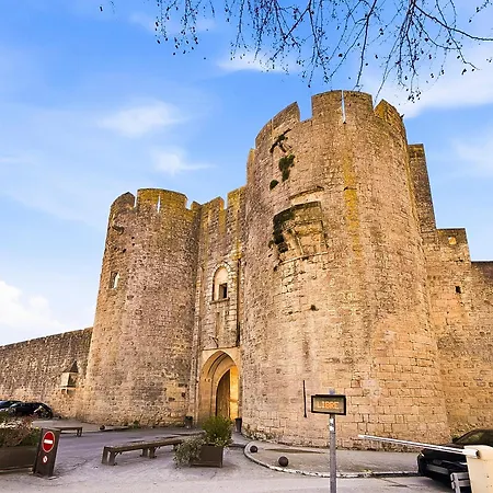 Au Pied Des Remparts, 4p, Clim, Centre * Aigues-Mortes
